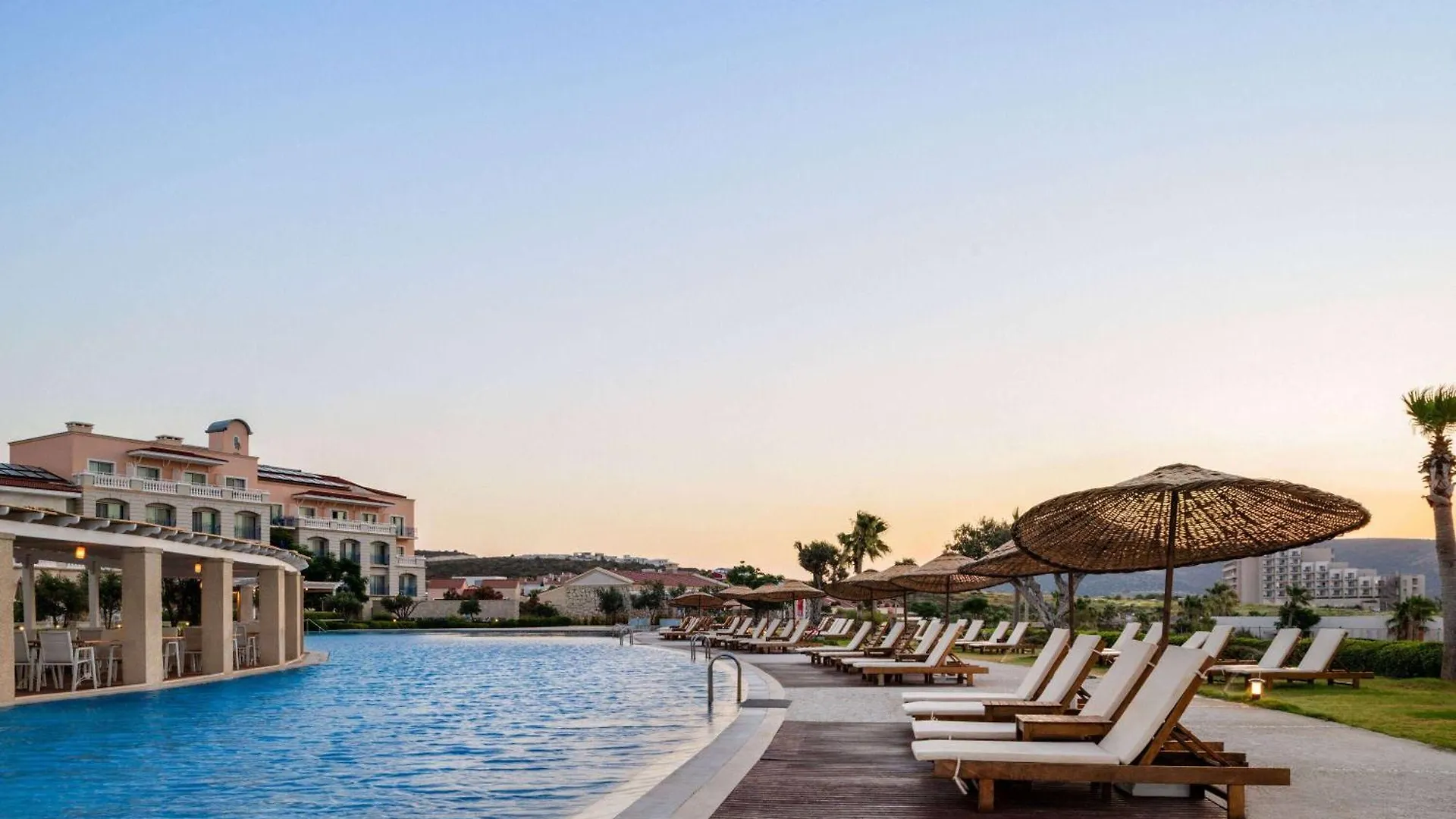 Resort Dolce By Wyndham Cesme Alaçatı
