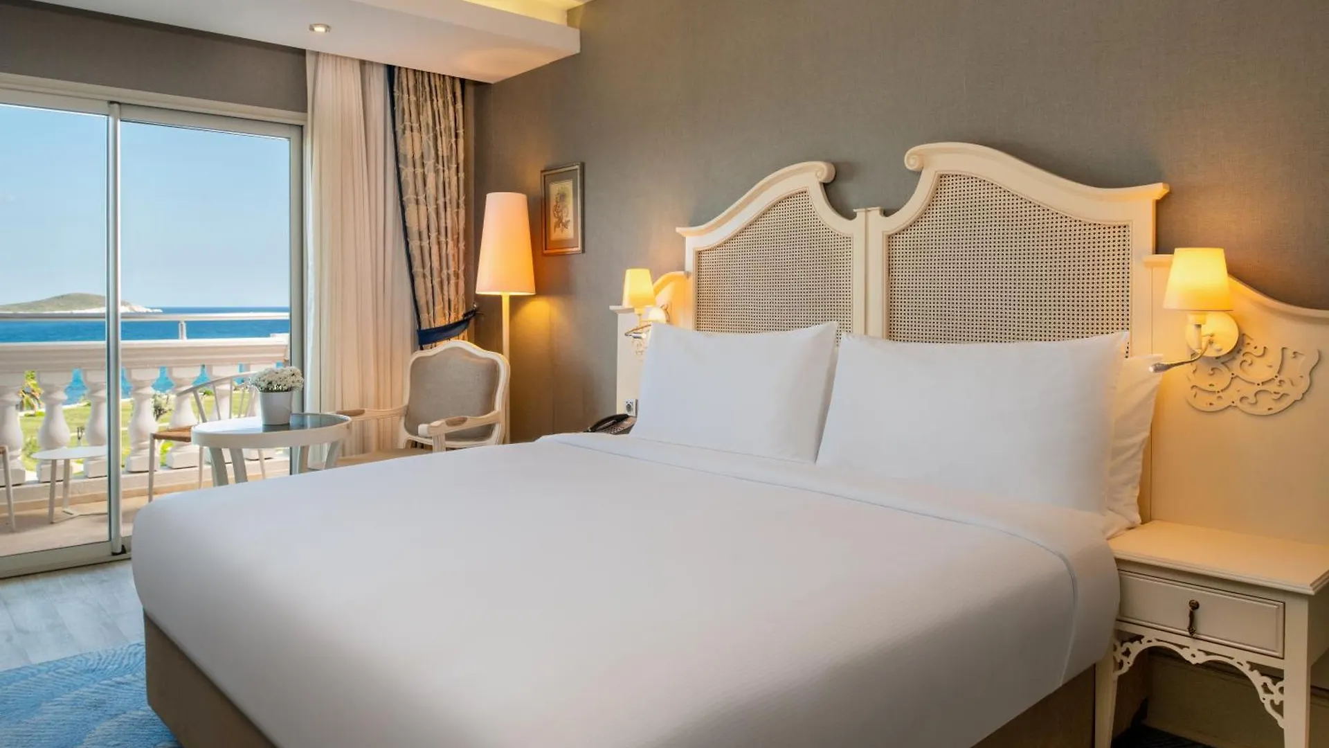 Resort Dolce By Wyndham Cesme Alaçatı