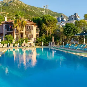 3* Otel Club Pink Palace